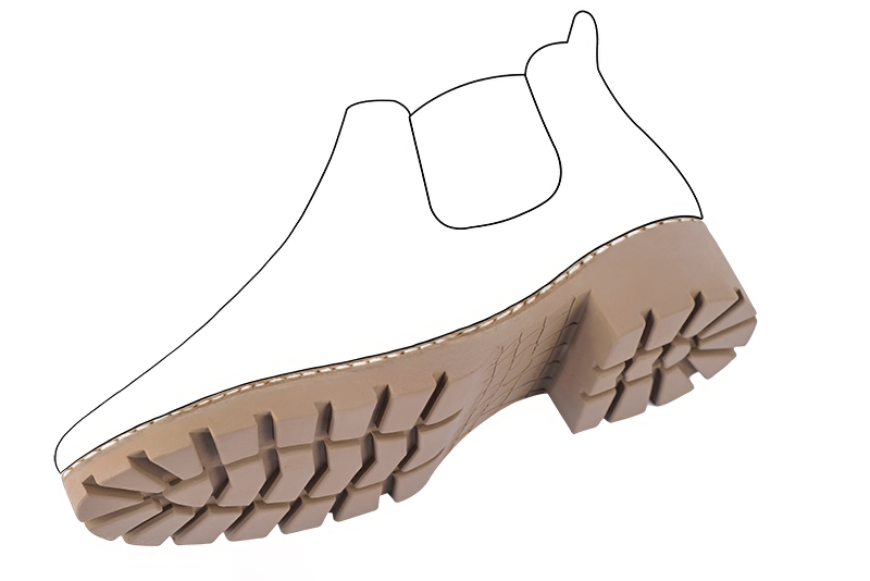 1 3&frasl4; inch / 4.5 cm high rubber soles at the back. Profile view - Florence KOOIJMAN